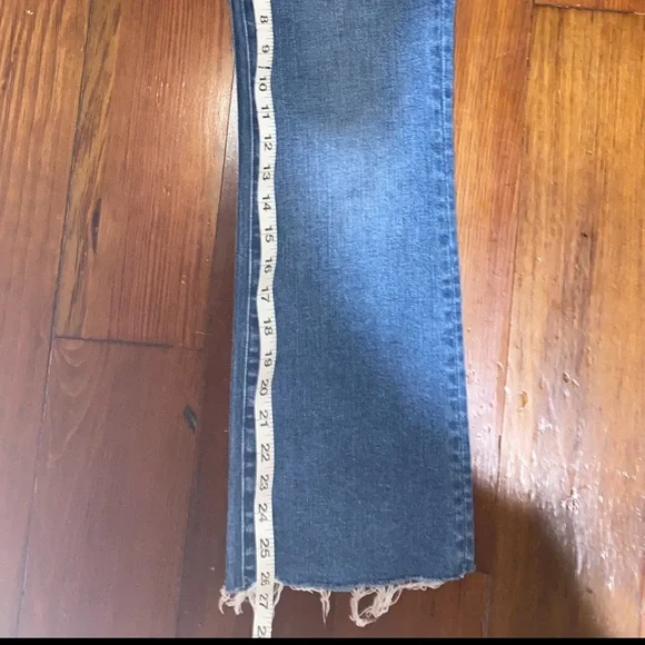 Madewell Mid-Rise Kick Out Jeans size 25 - Picture 12 of 13